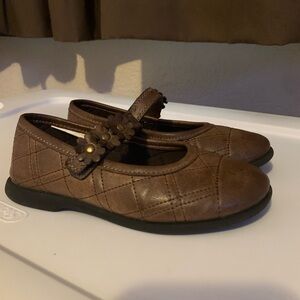 Rachel Brown Quilted Kids Dress Shoes with Floral Strap